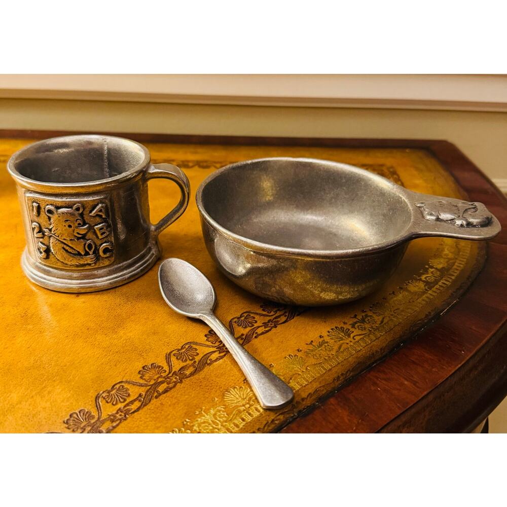 Vintage Pewter CARSON Baby Porridge Bowl Teddy Bear Handle Bowl Cup Spoon ABC